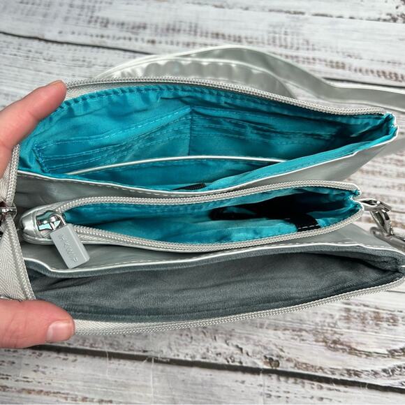 IHKWIP Triple Quilted Crossbody with Wristlet Strap Metallic Silver Purse Bag - Picture 9 of 16